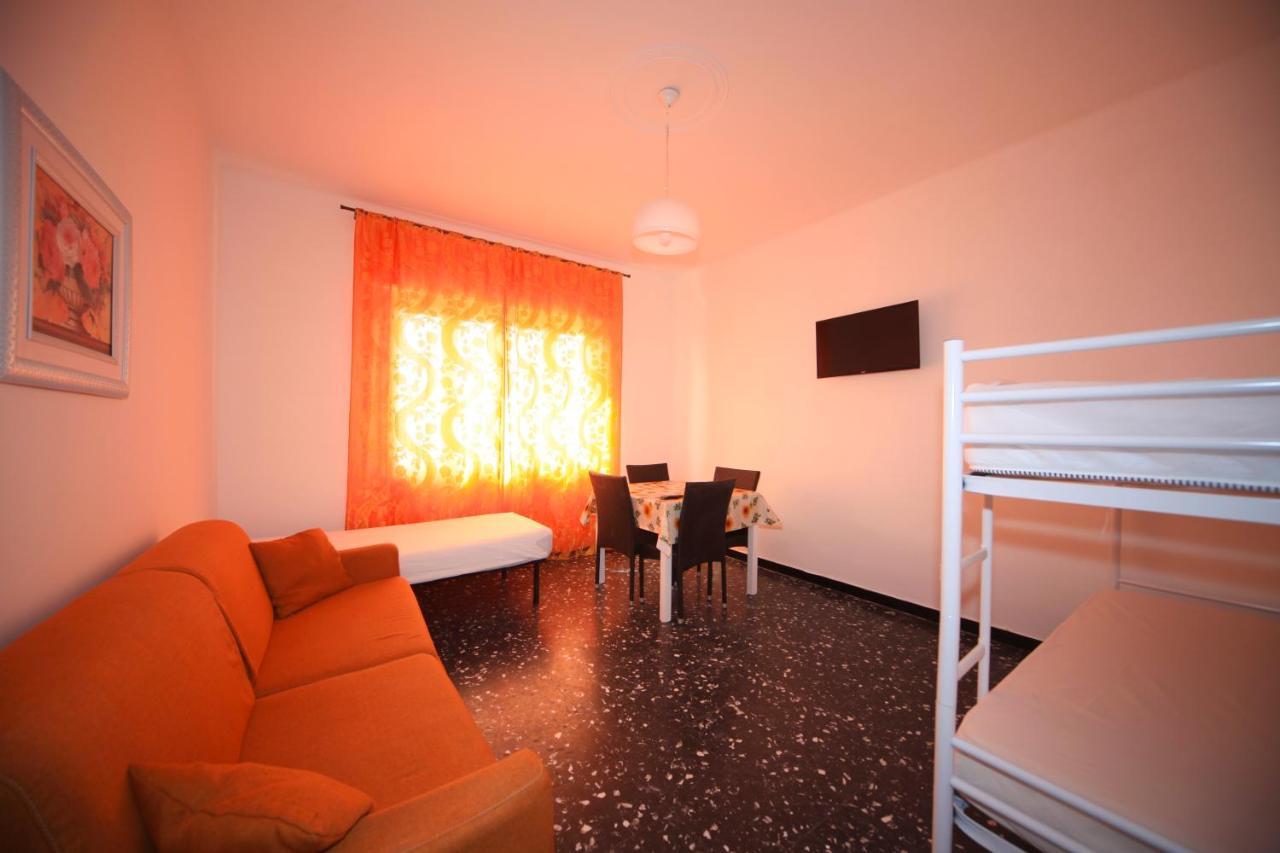 Appartamento Frontemare Andora ภายนอก รูปภาพ
